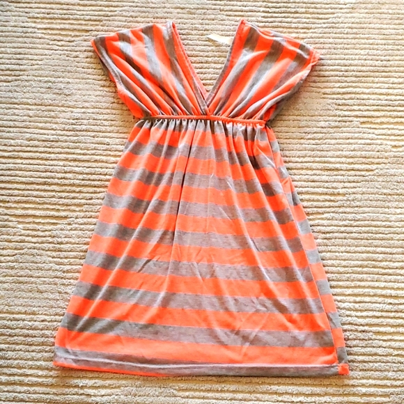 5/$20 Paradise Contour Dress - Picture 1 of 4